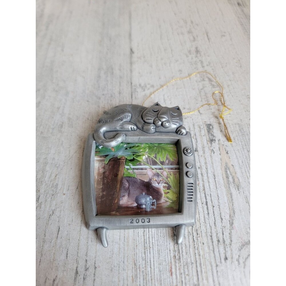 Hallmark 2003 special cat photo holder ornament Xmas‎